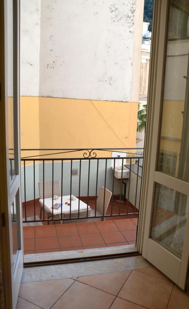 La Piazzetta Hotel Amalfi Exterior foto